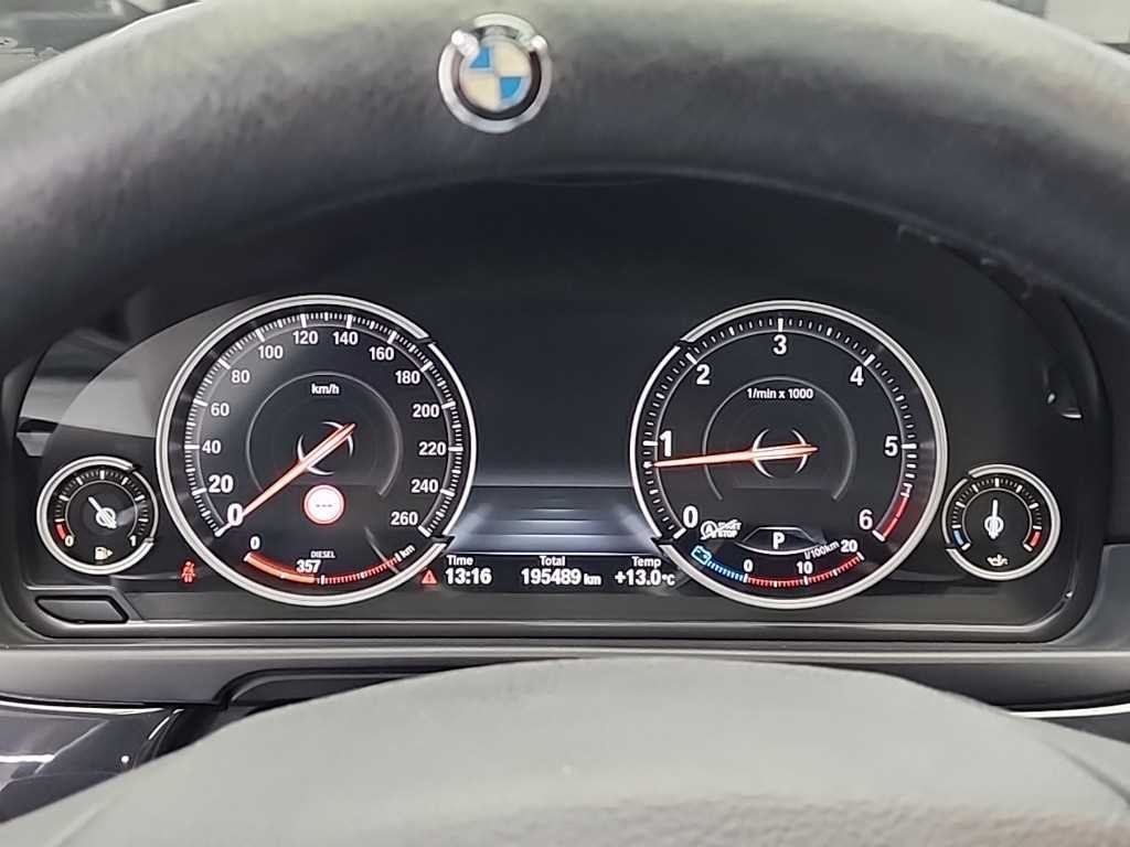 BMW 5시리즈 5시리즈 (F10) 520d 이미지 6