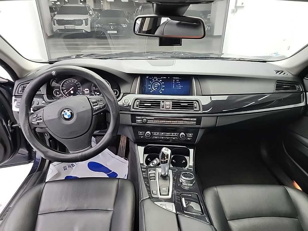 BMW 5시리즈 5시리즈 (F10) 520d 이미지 7