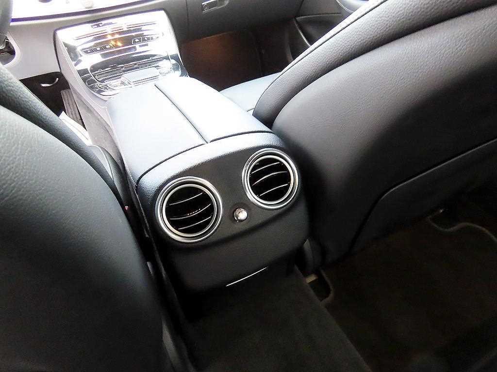 벤츠 E 클래스 E-클래스 W213 E250 아방가르드 이미지 15