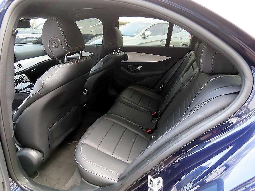 벤츠 E 클래스 E-클래스 W213 E250 아방가르드 이미지 6
