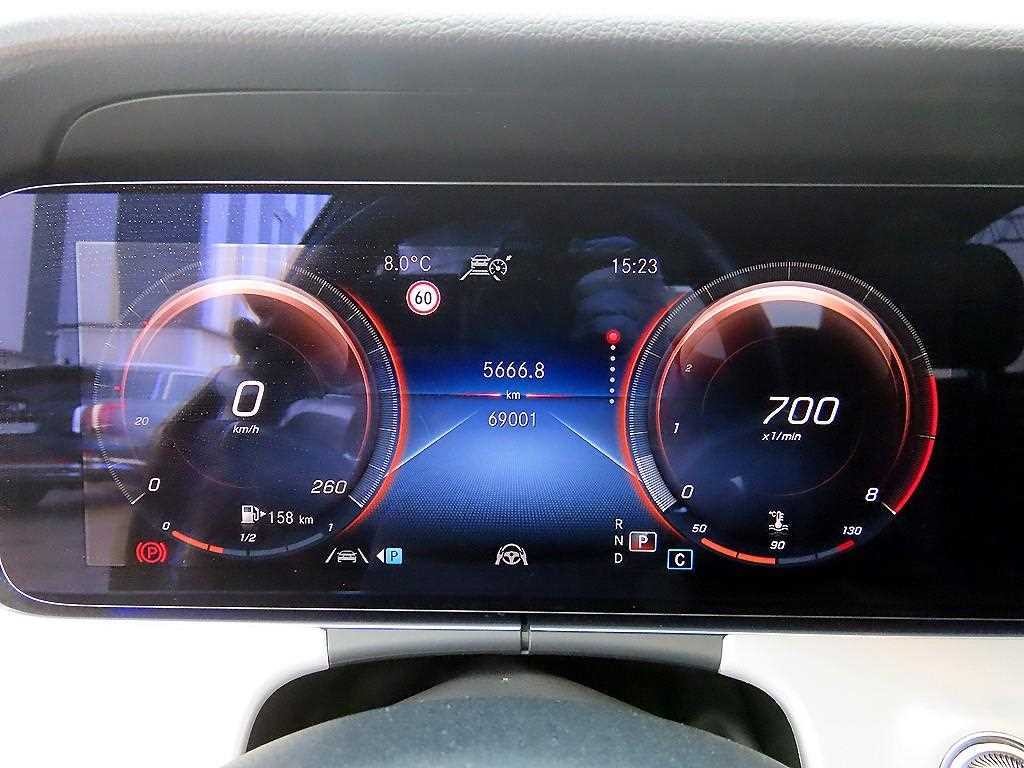 벤츠 E 클래스 E-클래스 W213 E250 아방가르드 이미지 9