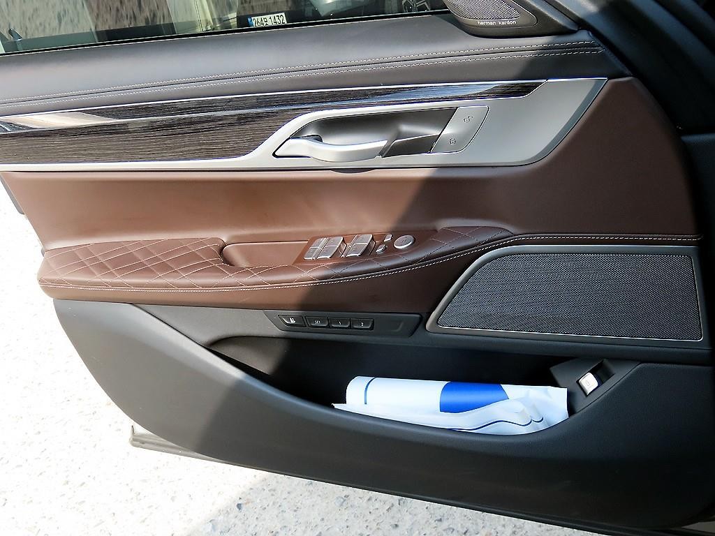 BMW 7시리즈 7시리즈 (G11) 740I M 스포츠 패키지 이미지 12