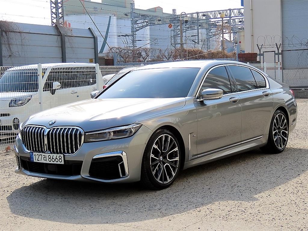 BMW 7시리즈 7시리즈 (G11) 740I M 스포츠 패키지 이미지 2