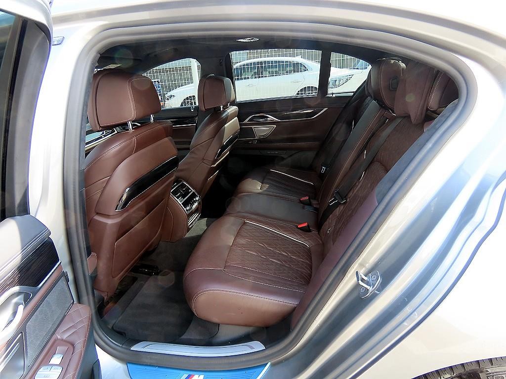 BMW 7시리즈 7시리즈 (G11) 740I M 스포츠 패키지 이미지 6