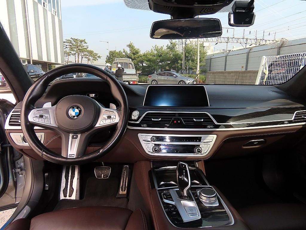 BMW 7시리즈 7시리즈 (G11) 740I M 스포츠 패키지 이미지 7