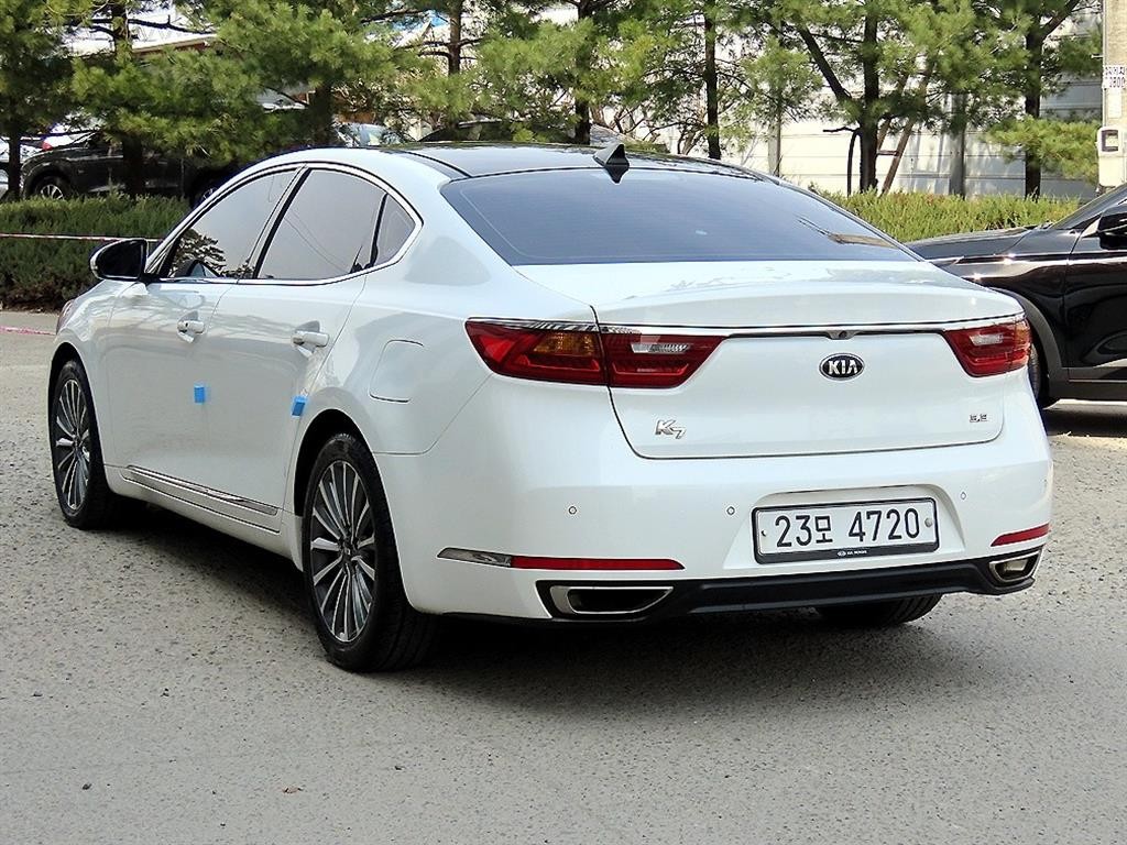 기아 K7 올 뉴 K7 3.3 GDI 리미티드 에디션 이미지 3