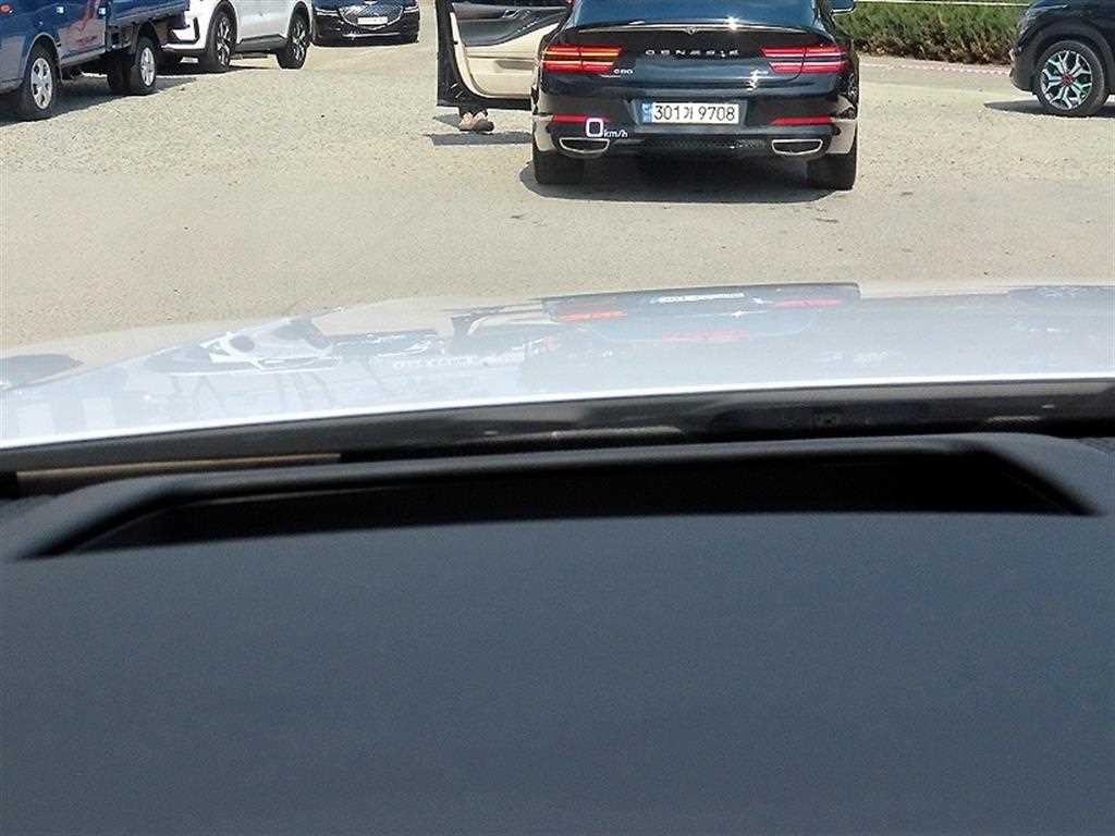 아우디 Q8 45 TDI 콰트로 프리미엄 이미지 10