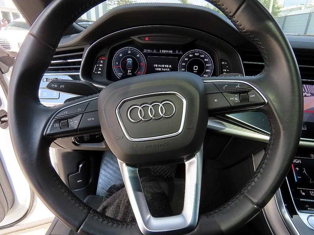 아우디 Q8 45 TDI 콰트로 프리미엄 이미지 8