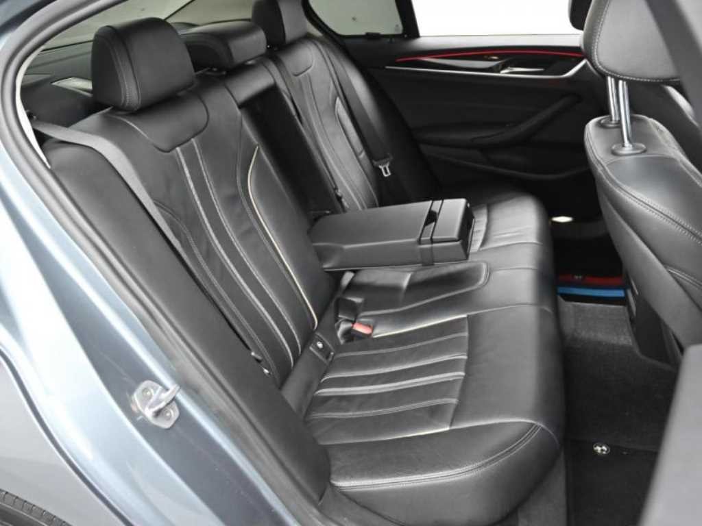 BMW 5시리즈 5시리즈 (G30) 520d 럭셔리 스페셜 에디션 이미지 12