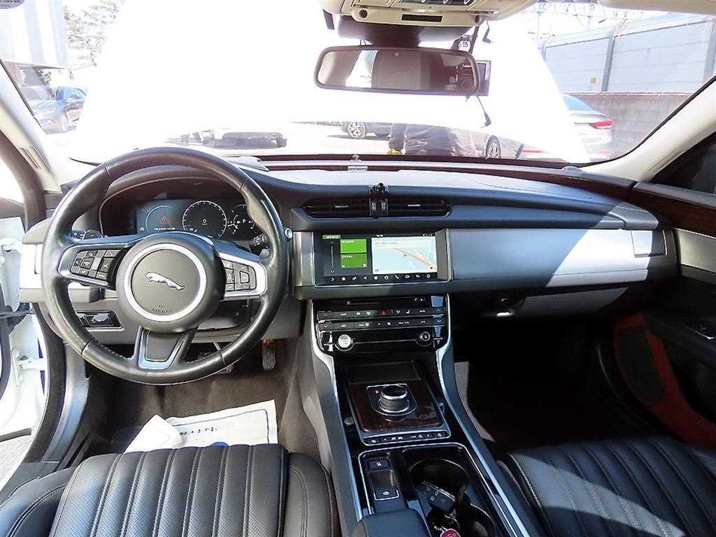 재규어 XF XF(X260) 2.0D 포트폴리오 이미지 7