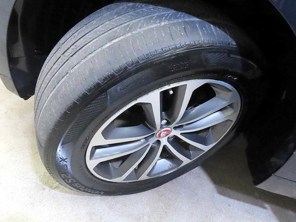 재규어 F-PACE 20d R-Sport 이미지 20