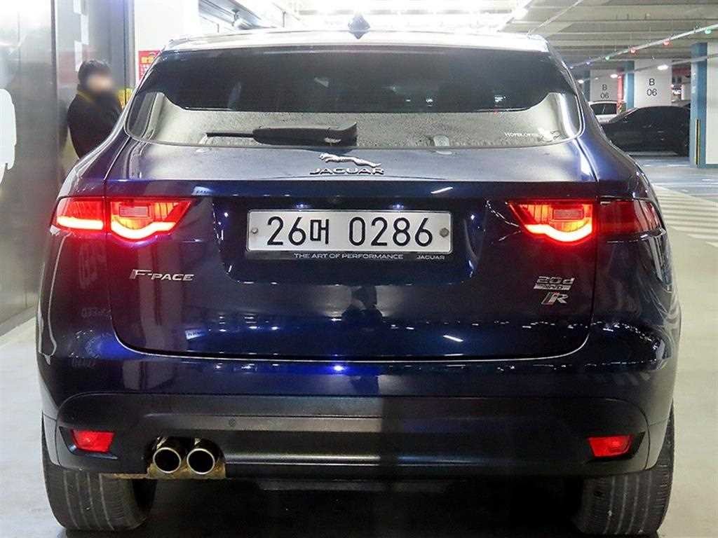재규어 F-PACE 20d R-Sport 이미지 5
