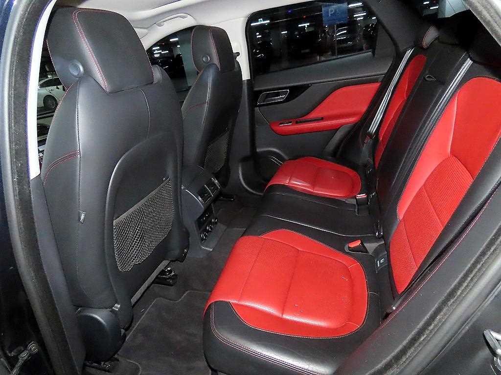 재규어 F-PACE 20d R-Sport 이미지 7