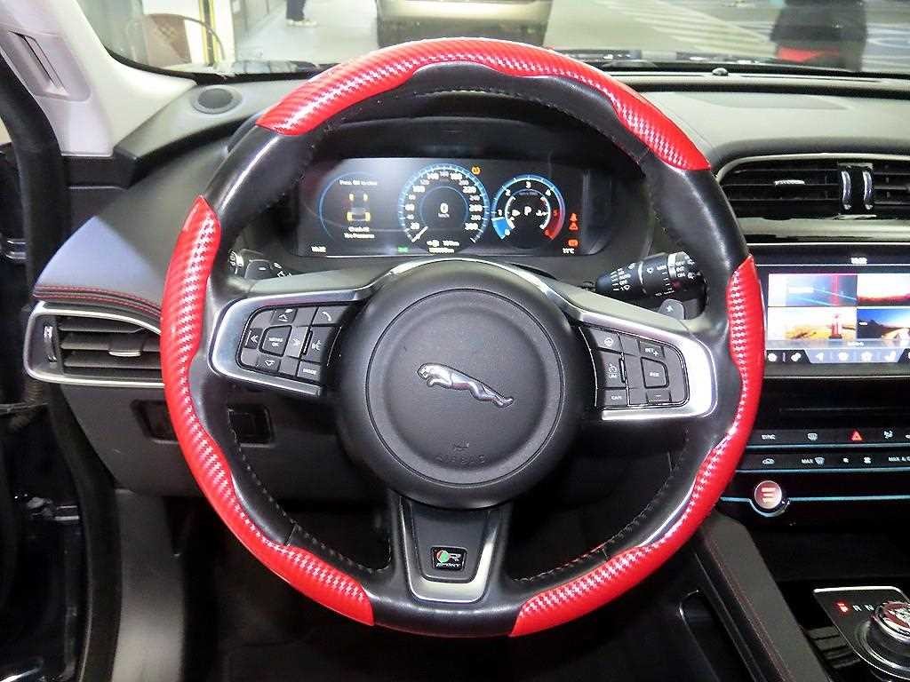 재규어 F-PACE 20d R-Sport 이미지 8