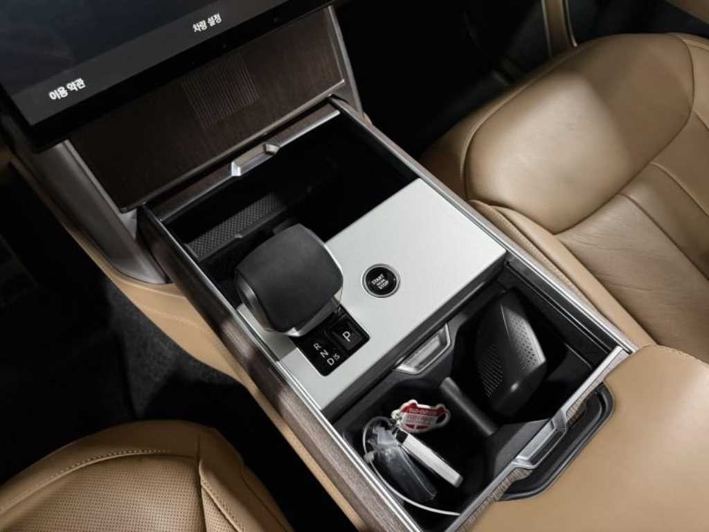 랜드로버 레인지로버 레인지로버 5세대 4.4 P530 LWB 오토바이오그래피 이미지 12
