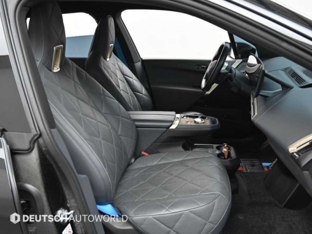BMW iX xDrive 50 스포츠 플러스 이미지 10
