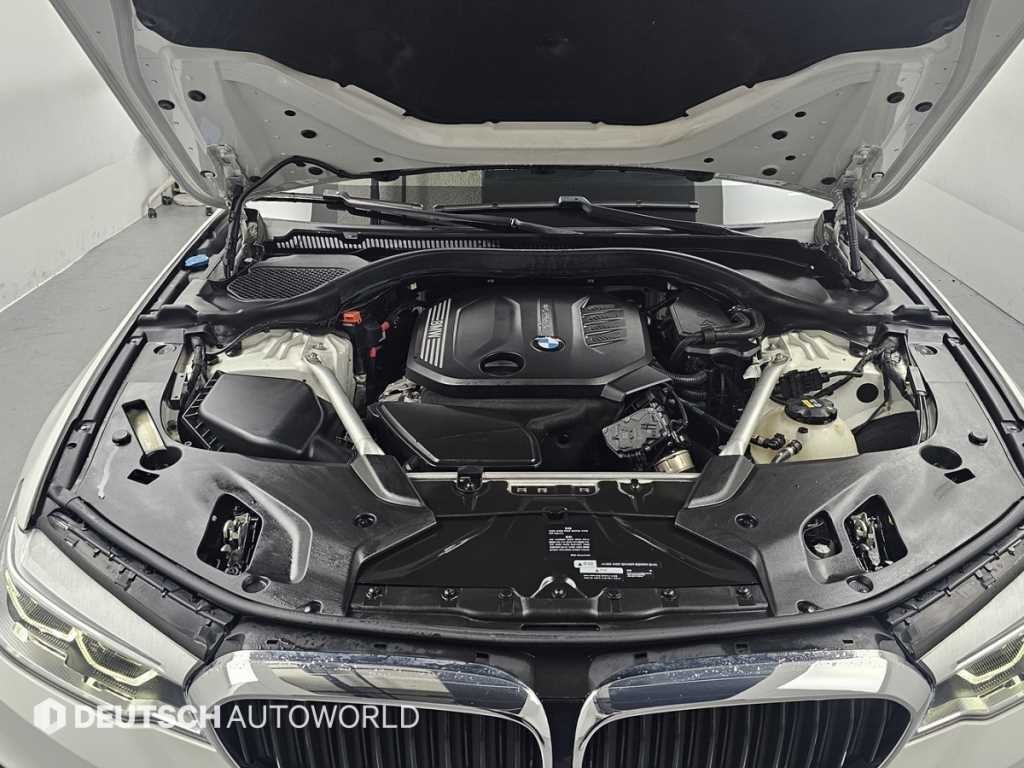 BMW 5시리즈 5시리즈 (G30) 520d xDrive M 스포츠 플러스 이미지 6