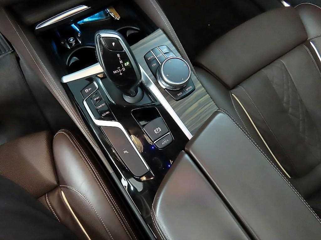 BMW 5시리즈 5시리즈 (G30) 530i xDrive 럭셔리 플러스 이미지 10