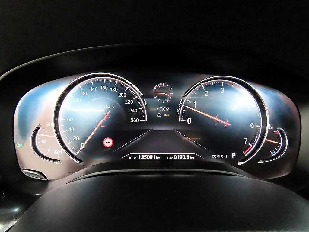 BMW 5시리즈 5시리즈 (G30) 530i xDrive 럭셔리 플러스 이미지 8