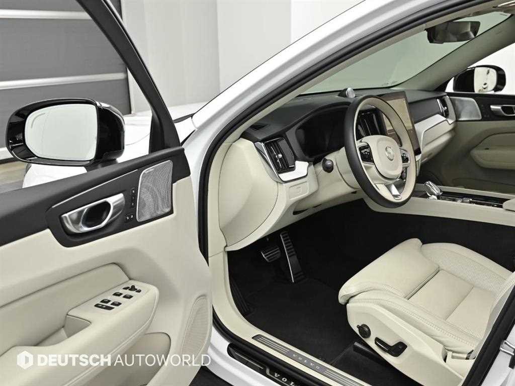 볼보 XC60 XC60(2세대) B5 AWD 울트라 브라이트 이미지 12