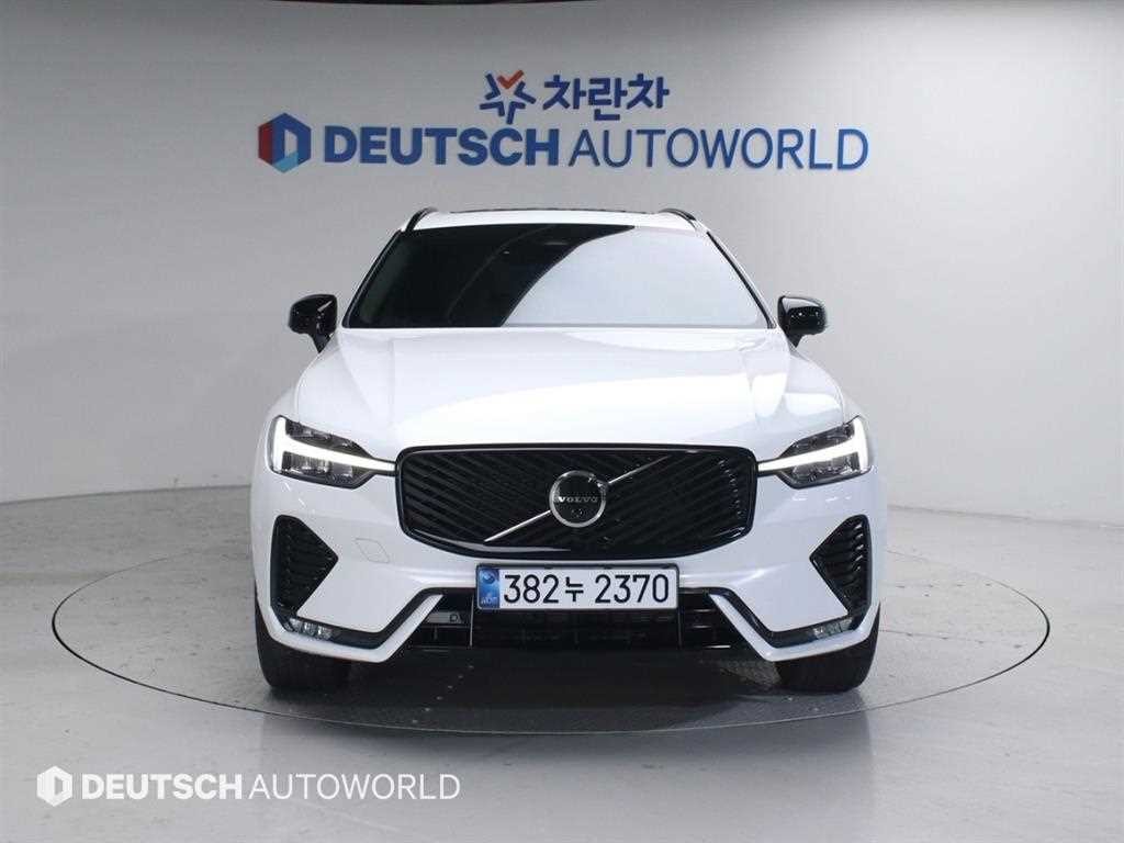 볼보 XC60 XC60(2세대) B5 AWD 울트라 브라이트 이미지 4
