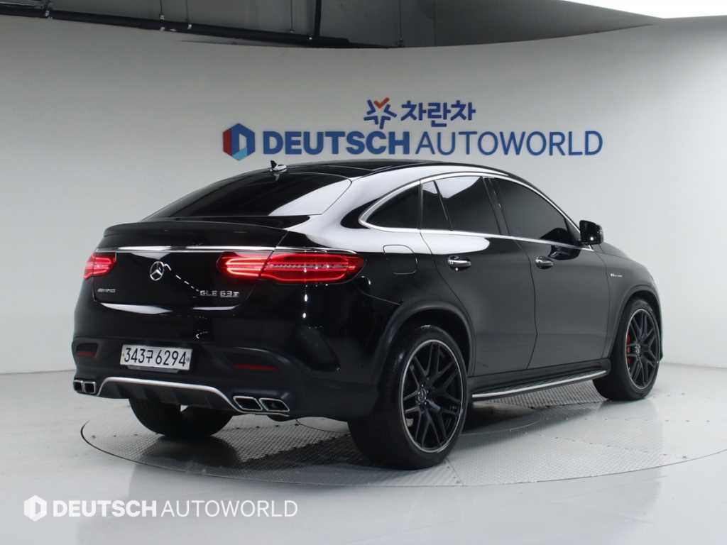 벤츠 GLE 클래스 GLE 클래스 W166 GLE 63 AMG S 4MATIC 쿠페 이미지 2