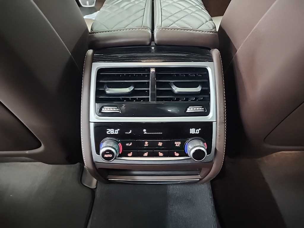 BMW 7시리즈 7시리즈 (G11) 740I M 스포츠 패키지 이미지 13