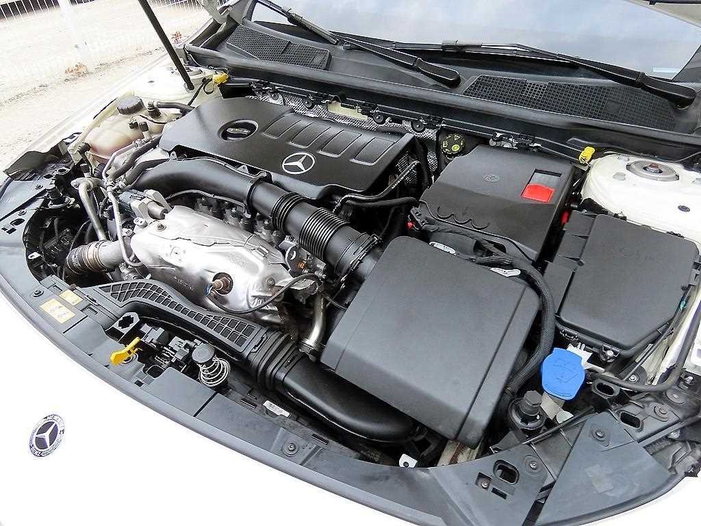 벤츠 A 클래스 A클래스 W177 A220 해치백 이미지 18