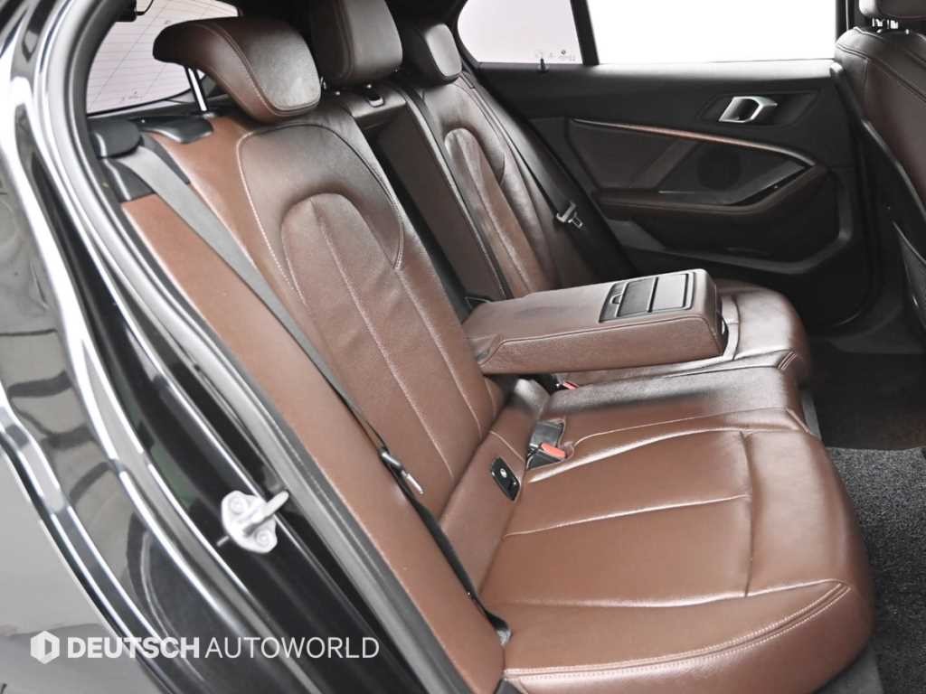 BMW 1시리즈 1시리즈 (F40) 118d M 스포츠 이미지 12
