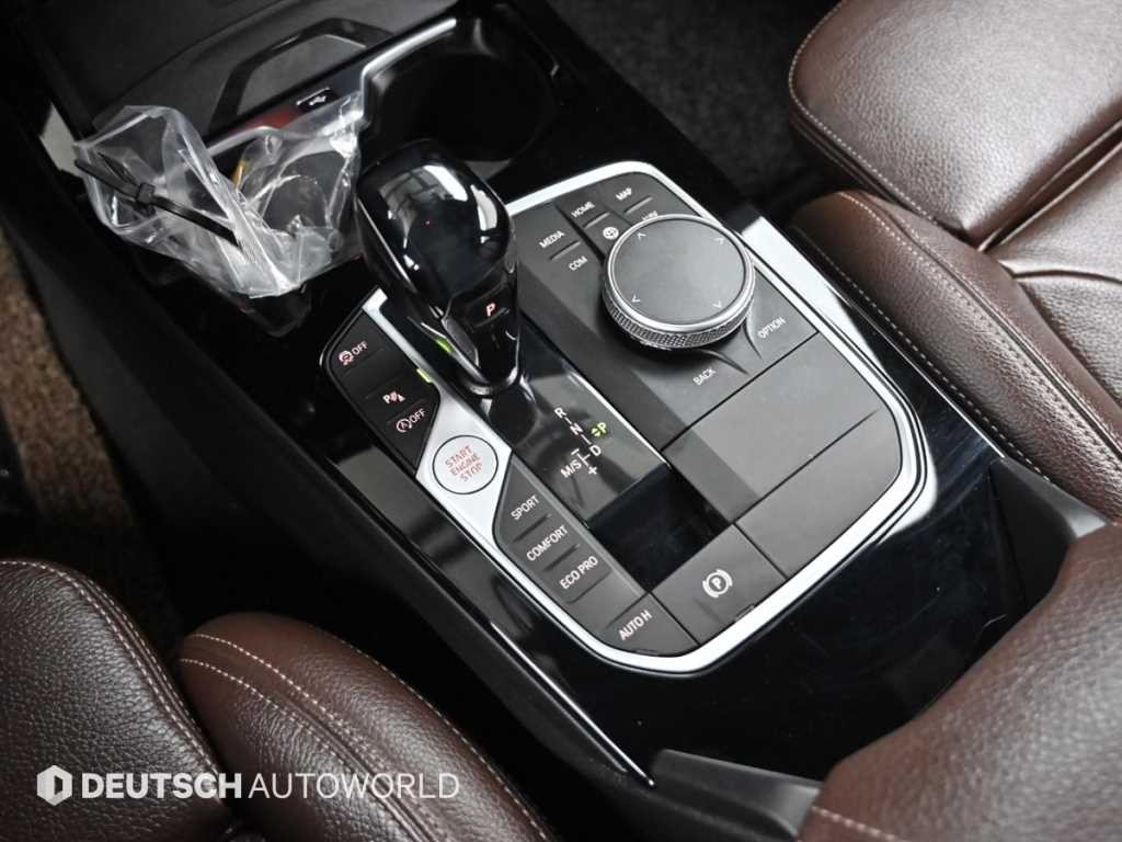 BMW 1시리즈 1시리즈 (F40) 118d M 스포츠 이미지 9