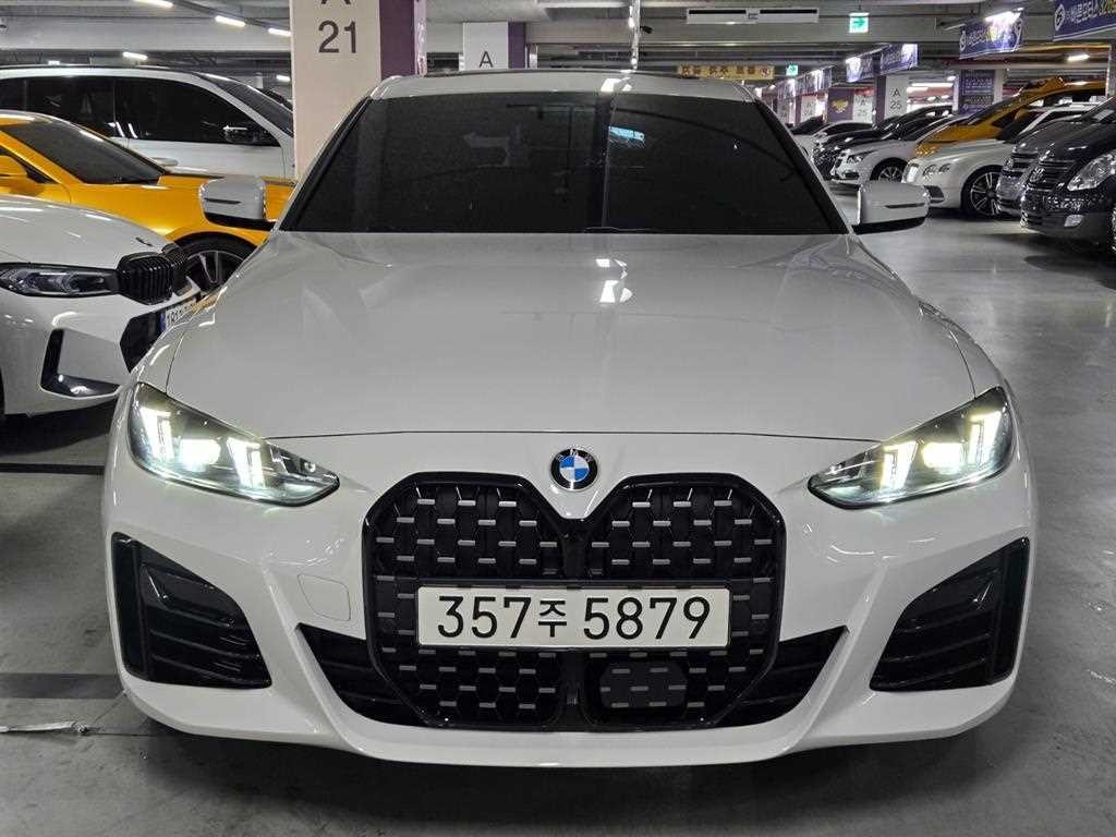 BMW 4시리즈 4시리즈 (G22) 420i 그란쿠페 M 스포츠 이미지 2