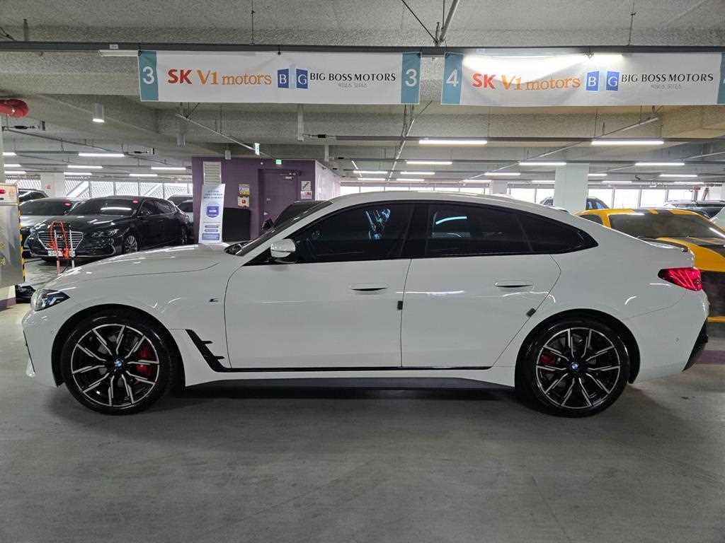BMW 4시리즈 4시리즈 (G22) 420i 그란쿠페 M 스포츠 이미지 3