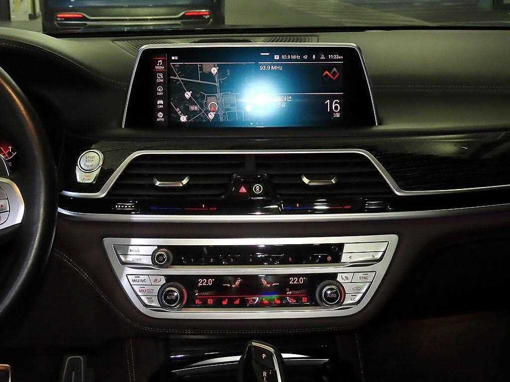 BMW 7시리즈 7시리즈 (G11) 740Li xDrive M SPORT 스포츠 이미지 11