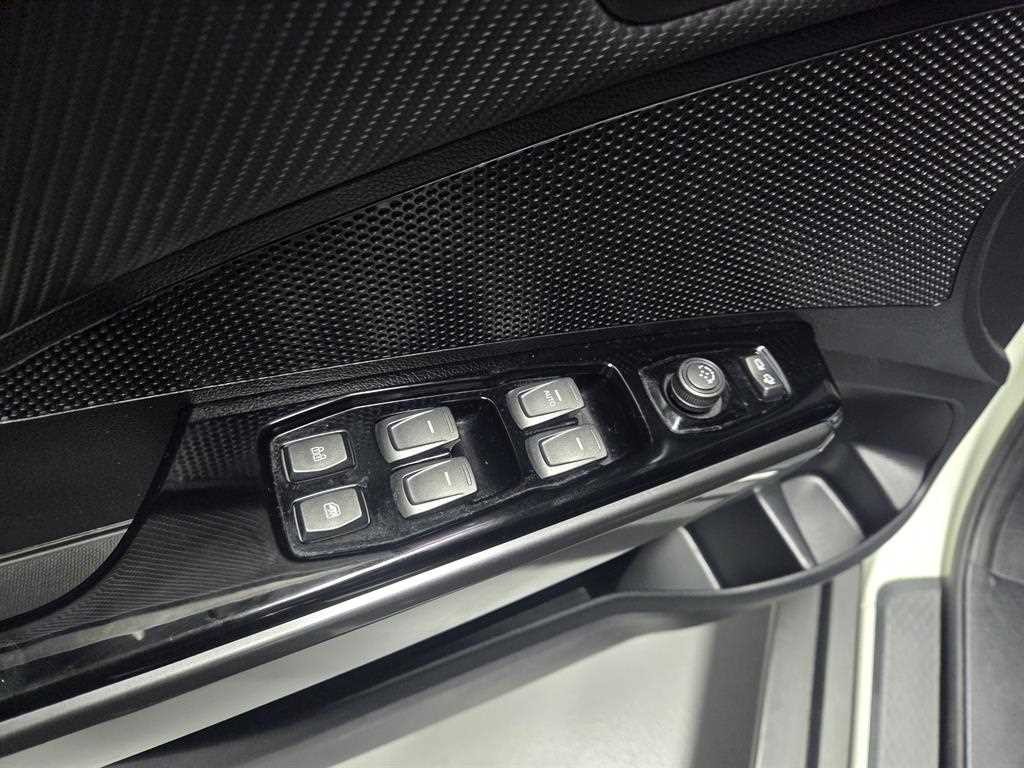 KG모빌리티(쌍용) 티볼리 베리 뉴 티볼리 2WD 가솔린 1.5 V1 이미지 14