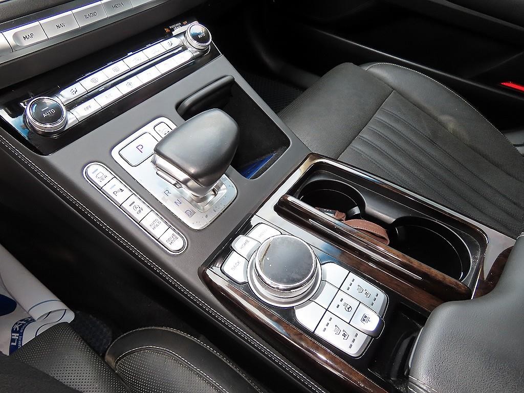 제네시스 G90 3.8 GDI AWD 럭셔리 이미지 11