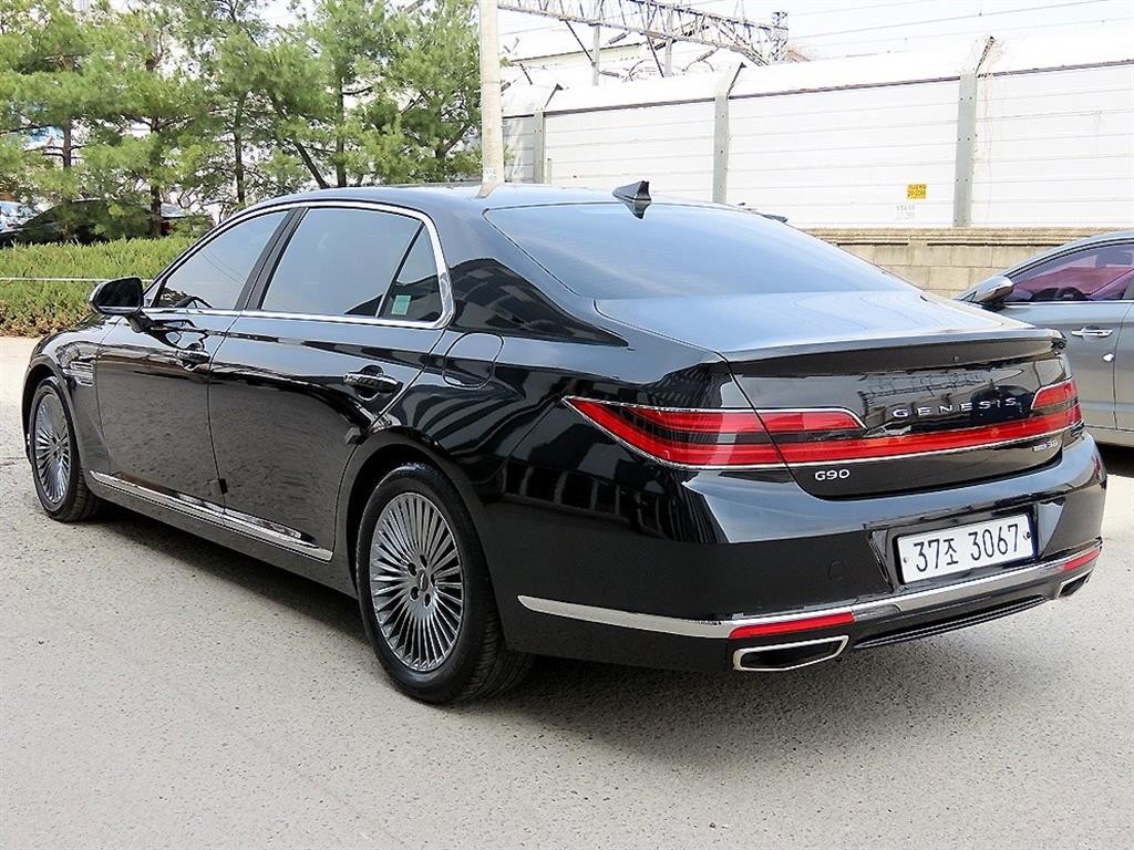제네시스 G90 3.8 GDI AWD 럭셔리 이미지 3