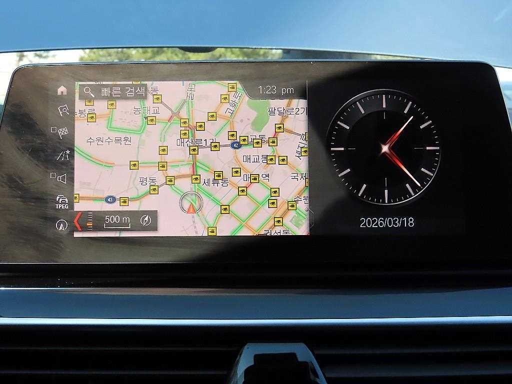 BMW 5시리즈 5시리즈 (G30) 530i M 스포츠 플러스 이미지 14