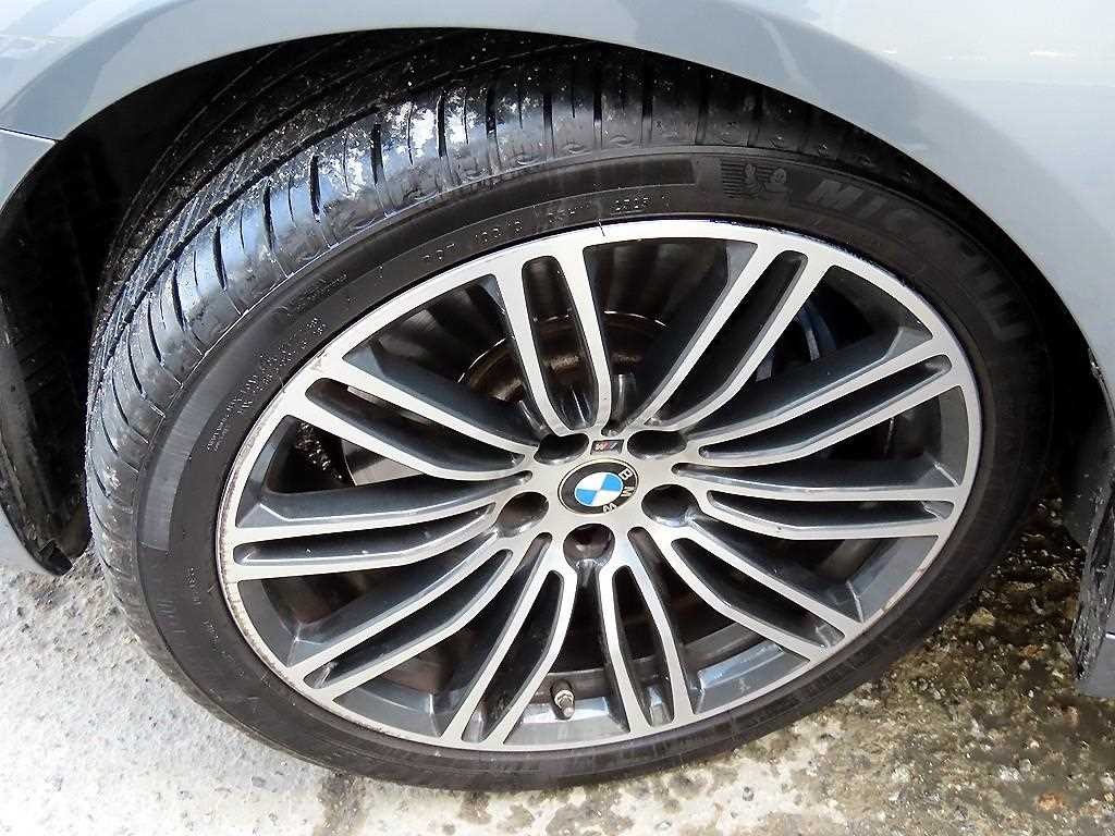 BMW 5시리즈 5시리즈 (G30) 530i M 스포츠 플러스 이미지 20