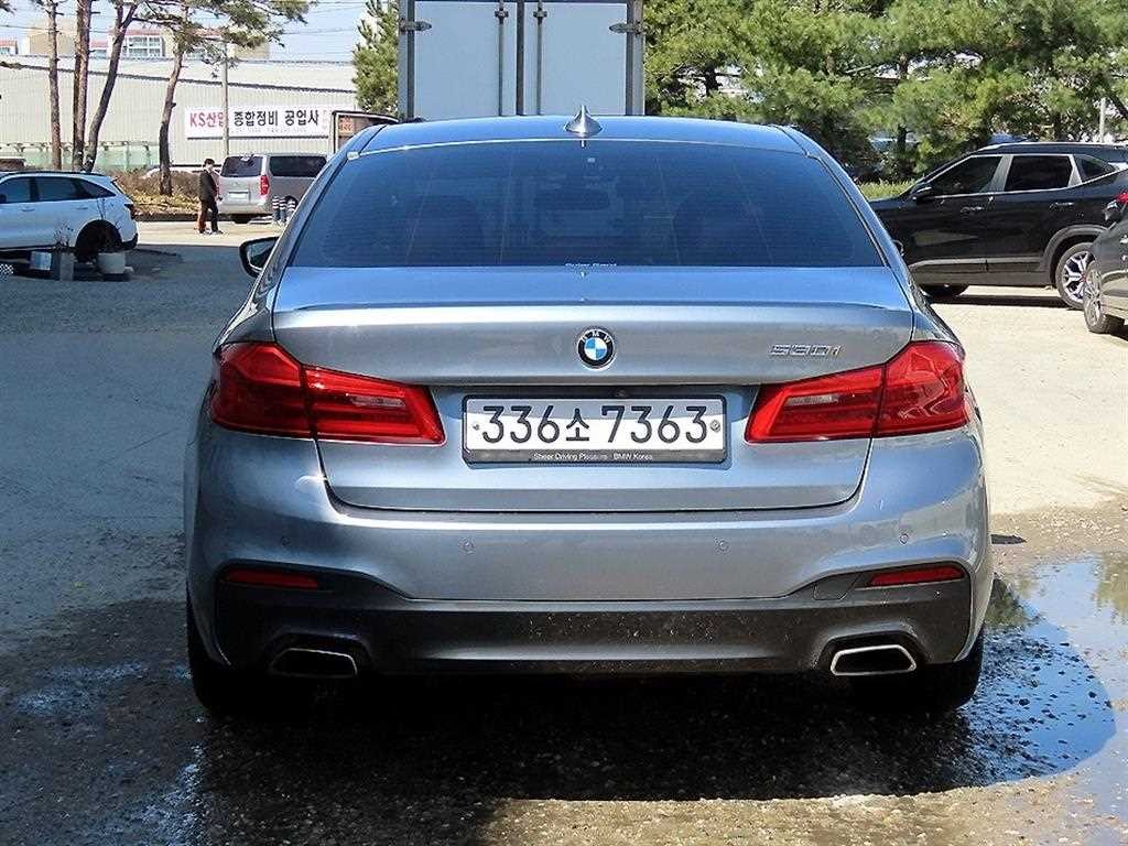 BMW 5시리즈 5시리즈 (G30) 530i M 스포츠 플러스 이미지 4