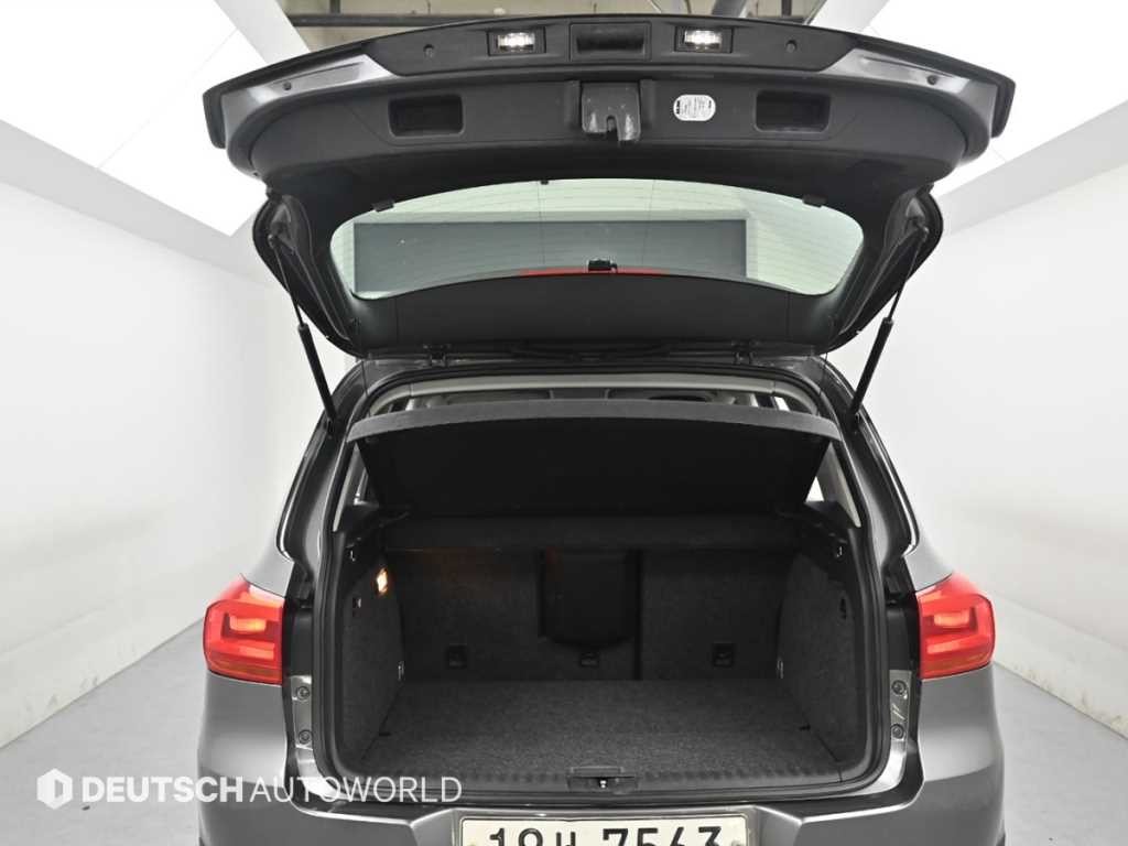 폭스바겐 티구안 뉴티구안 2.0 TDI 컴포트 이미지 19