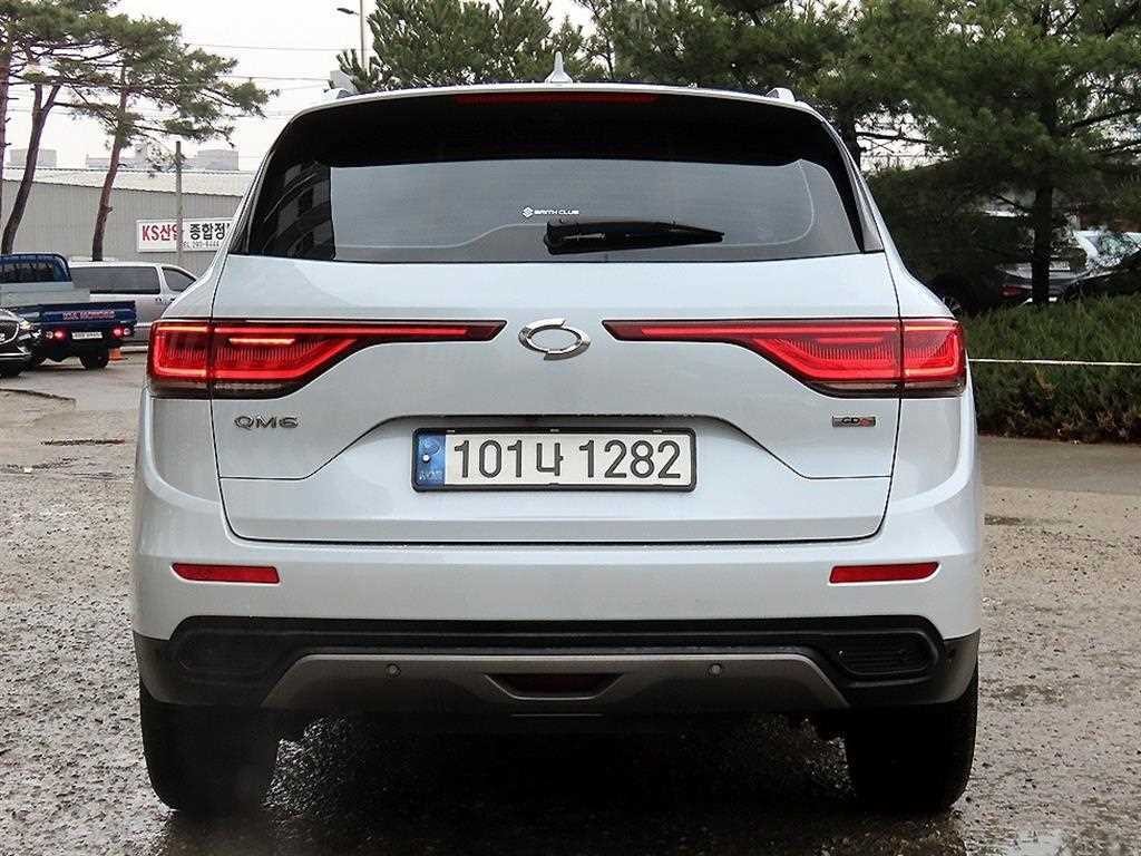 르노코리아(삼성) QM6 더뉴QM6 가솔린 2.0 GDe RE 2WD 이미지 4