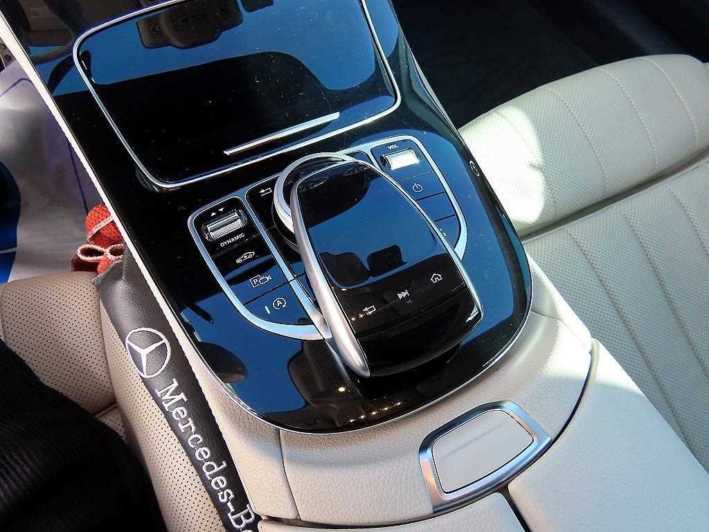 벤츠 E 클래스 E-클래스 W213 E450 4MATIC 쿠페 이미지 14