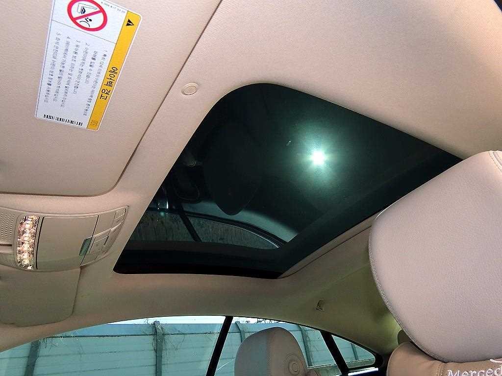 벤츠 E 클래스 E-클래스 W213 E450 4MATIC 쿠페 이미지 17