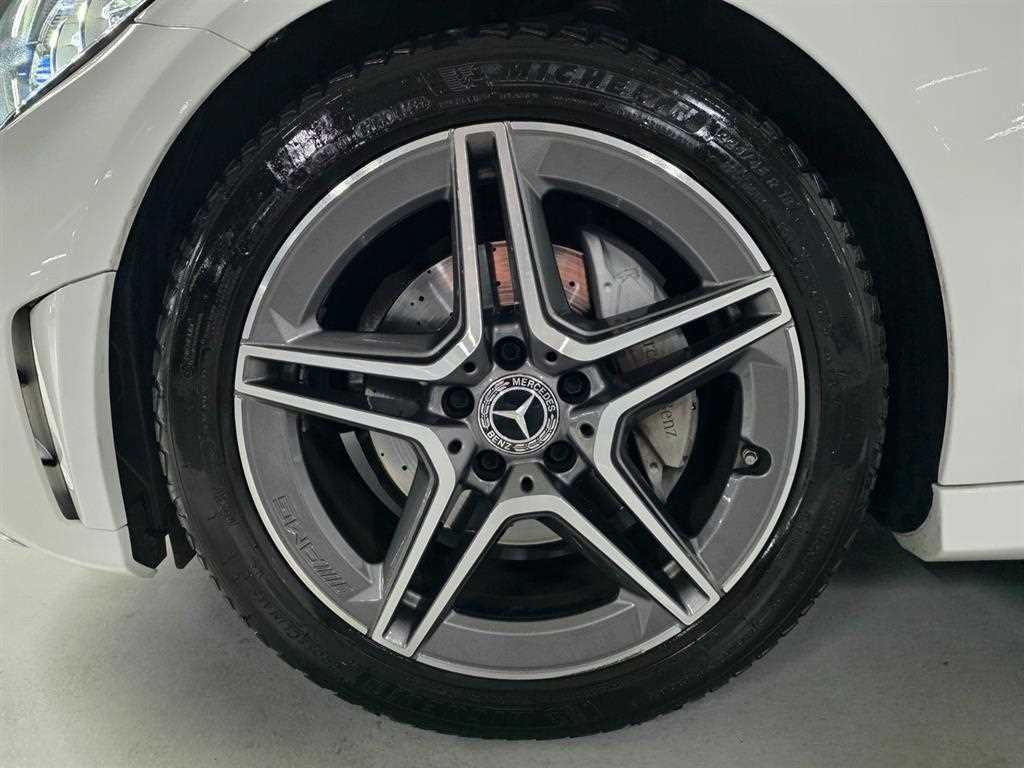 벤츠 C 클래스 C클래스 W205 C200 쿠페 이미지 18