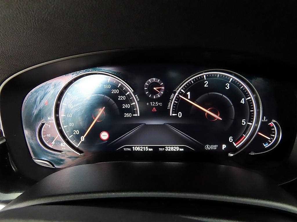 BMW 5시리즈 5시리즈 (G30) 520d xDrive M 스포츠 플러스 이미지 9