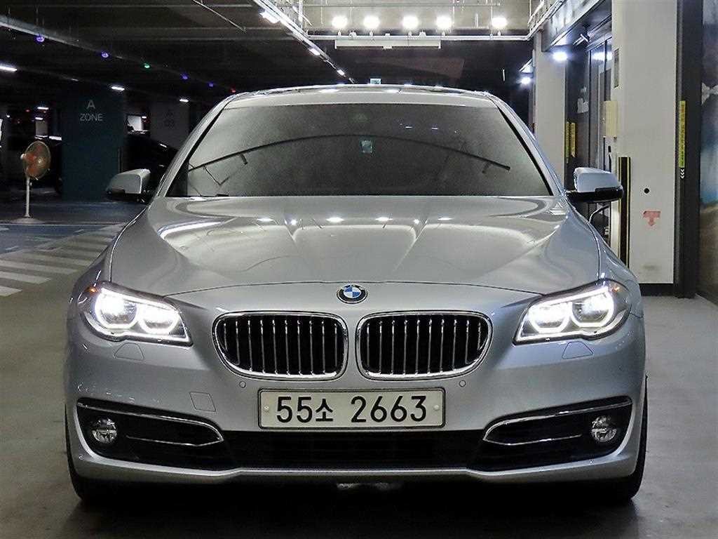 BMW 5시리즈 5시리즈 (F10) 520d xDrive 럭셔리 이미지 2