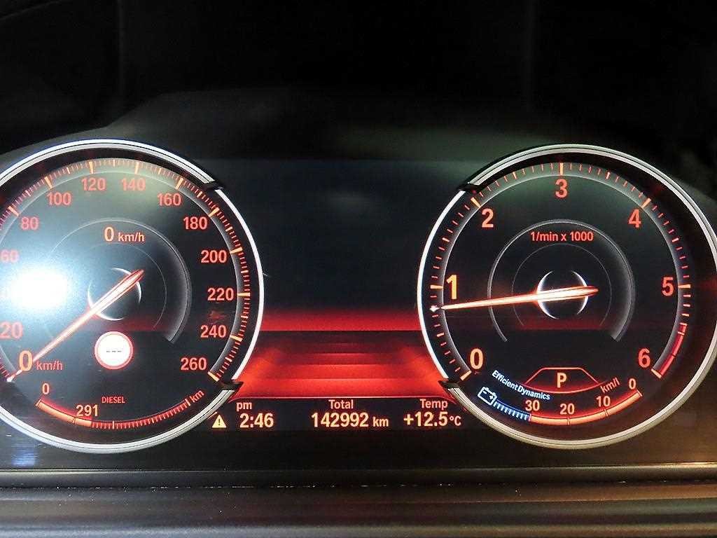 BMW 5시리즈 5시리즈 (F10) 520d xDrive 럭셔리 이미지 9