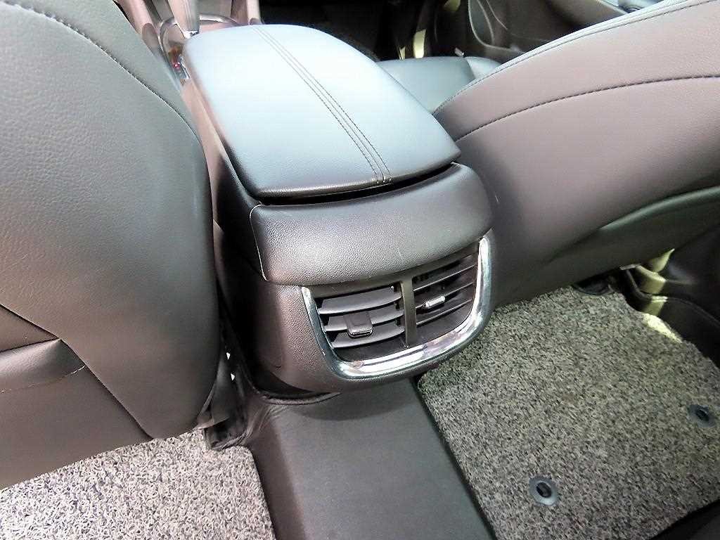 쉐보레 말리부 올뉴말리부 1.5 터보 퍼펙트 블랙 LTZ 이미지 17