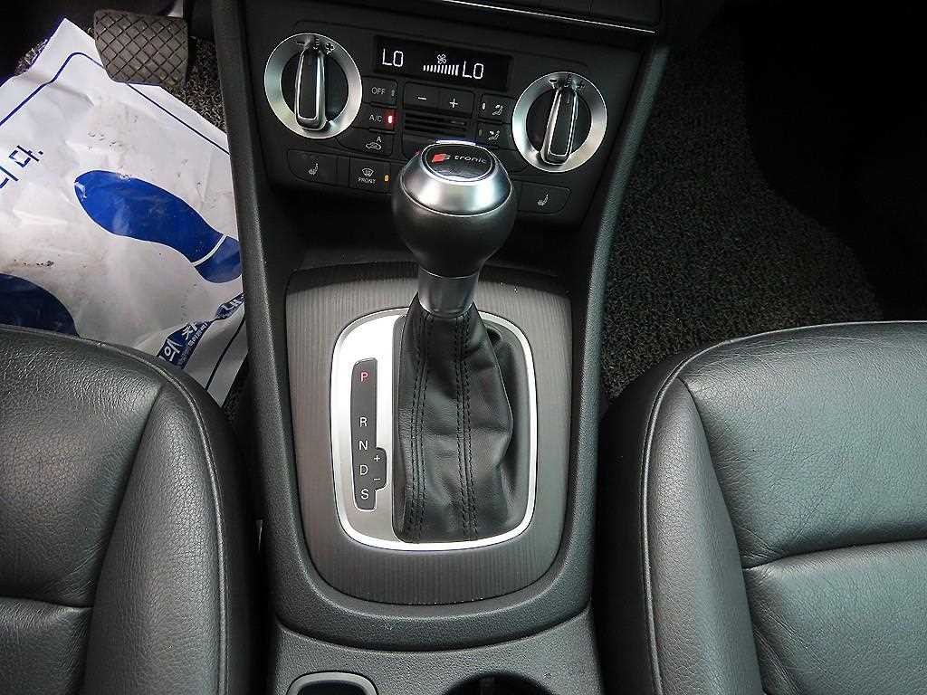 아우디 Q3 2.0 TDI 콰트로 다이나믹 이미지 10
