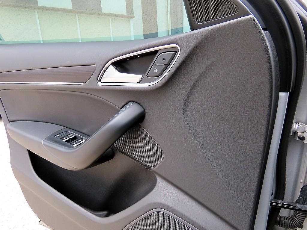 아우디 Q3 2.0 TDI 콰트로 다이나믹 이미지 11